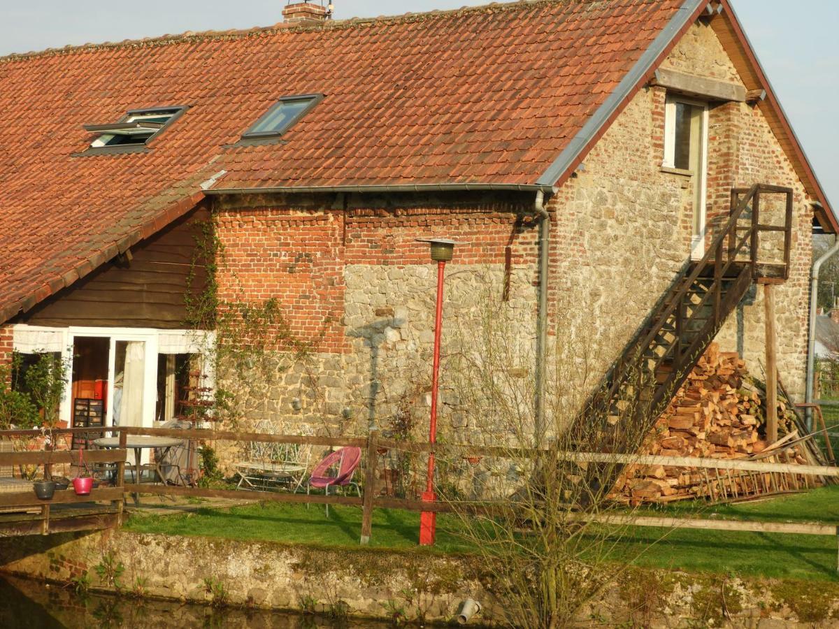 Le Pigeonnier Apartment Rousies Exterior foto